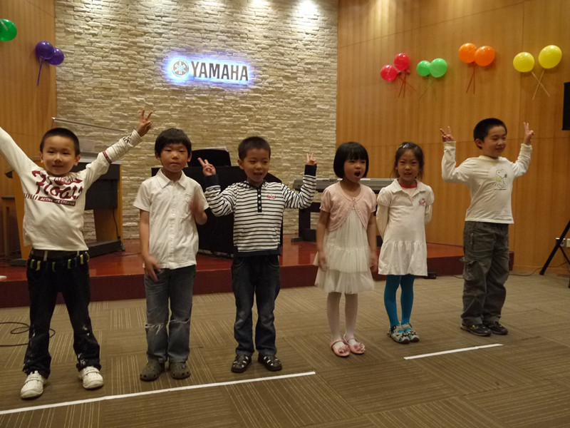 s36沙龙会音乐中心上海静安总店“欢度六一s36沙龙会的节日”音乐会成功举办 