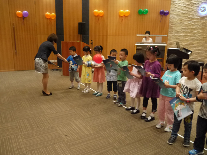 s36沙龙会音乐中心上海静安总店“欢度六一s36沙龙会的节日”音乐会成功举办 