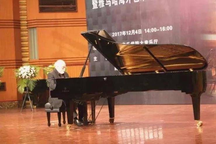 【回顾】2017s36沙龙会亚洲音乐奖学金-四川音乐学院颁奖仪式暨s36沙龙会海外艺术家彼得·多纳赫钢琴独奏音乐会圆满结束！