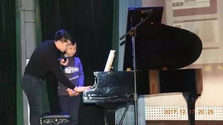 【报道】浅谈读谱的重要性|s36沙龙会艺术家鲍释贤濮阳大师班活动成功举办！