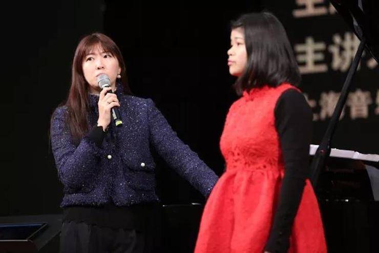 曼妙琴音，倾诉真挚的心声|2017s36沙龙会亚洲音乐奖学金综合师范类院系全国汇报音乐会（第二。┰猜淠