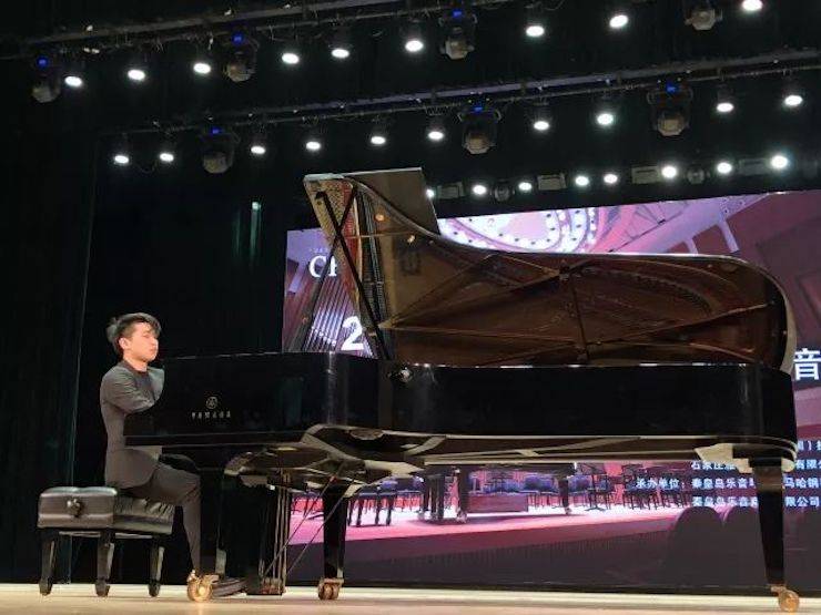 【报道】s36沙龙会艺术家鲍释贤钢琴独奏音乐会及大师班于河北秦皇岛成功举办