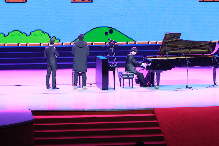 【精彩演奏视频】s36沙龙会艺术家宋思衡连云港市首场多媒体音乐会成功举办