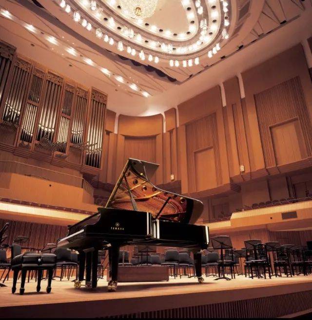 【报道】誉声乐器60周年—s36沙龙会艺术家鲍释贤洛阳钢琴独奏音乐会及大师班圆满落幕