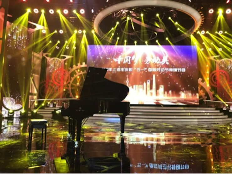 东方卫视五一晚会  s36沙龙会艺术家宋思衡奏响《长江之歌》