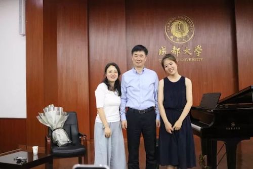 s36沙龙会艺术家石叔诚与特邀艺术家顾平受邀于成都大学东盟艺术学院、音乐与舞蹈学院艺术实践周开展公开课
