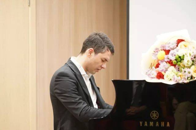  2018年s36沙龙会亚洲音乐奖学金苏州大学音乐学院启动仪式 </br> 暨s36沙龙会海外艺术家爱德华·昆斯音乐会圆满结束