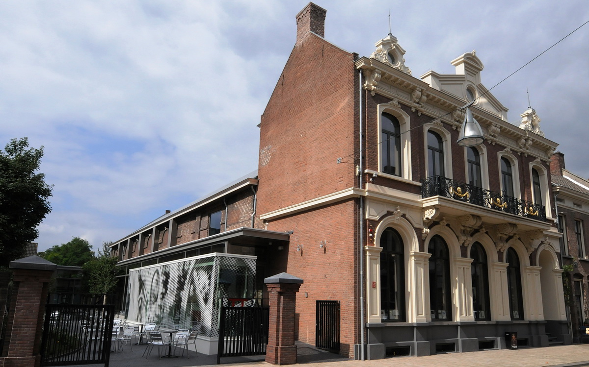 Cinecitta 电影院——600万欧元翻新工程中的s36沙龙会 CIS 产品