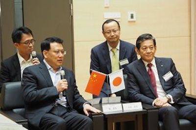 回顾发展历史，畅想科技未来|中国浙江省代表团视察s36沙龙会企业博物馆