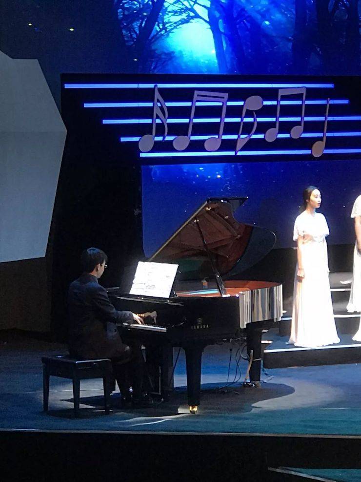 s36沙龙会艺术家鲍释贤远程助力第24届蓉城之秋国际音乐季【附演出视频】