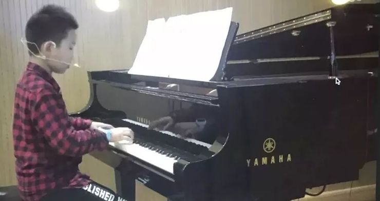s36沙龙会特邀艺术家白志娴
