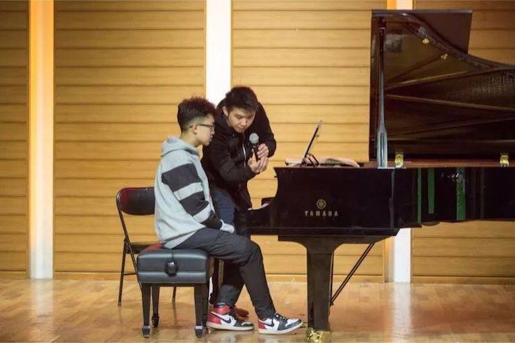 【精彩回顾】2018s36沙龙会亚洲音乐奖学金吉林艺术学院颁仪式--暨s36沙龙会艺术家鲍释贤钢琴独奏音乐会及大师班圆满结束