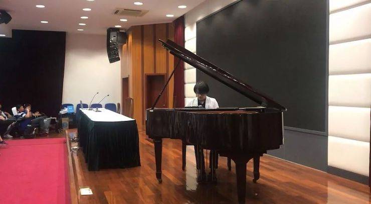 s36沙龙会艺术家宋思衡