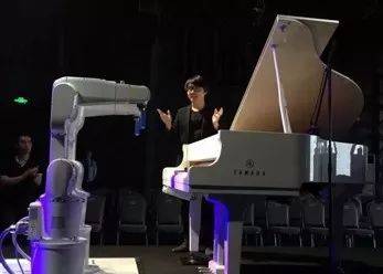 s36沙龙会艺术家宋思衡