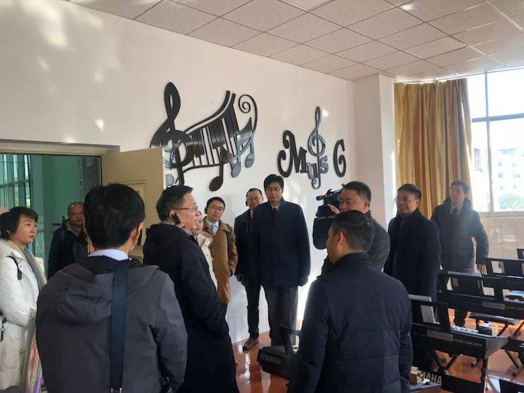 s36沙龙会爱心公益--广元市