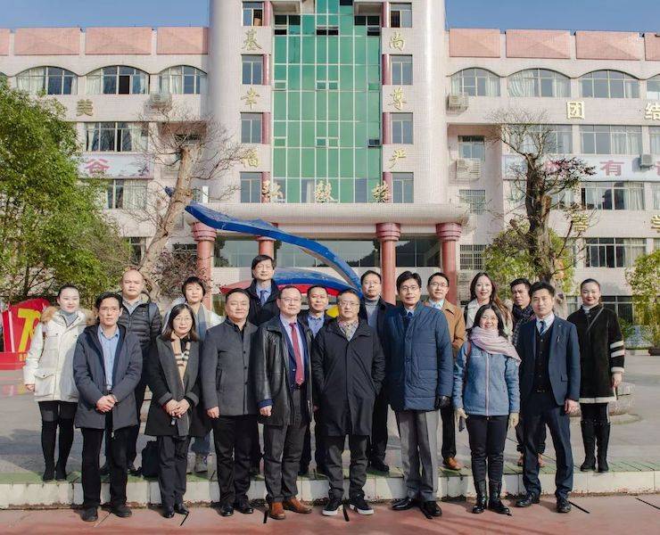 s36沙龙会爱心公益--广元市