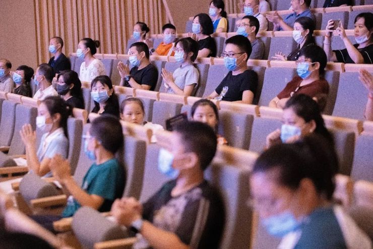 活动报道 | “科技助力，跨越时空”，小鹿纯子携手刘明康共享中日音乐盛宴
