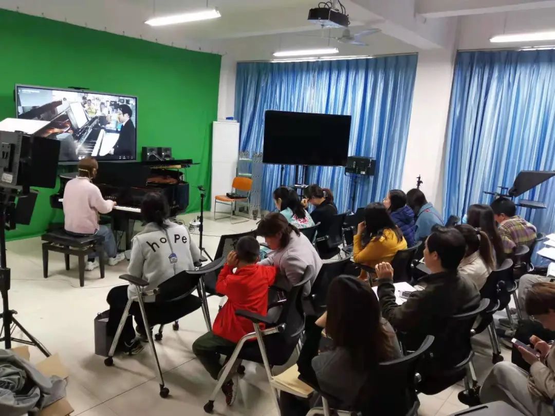 科技助力音乐教学，牵手大师零距离大师课