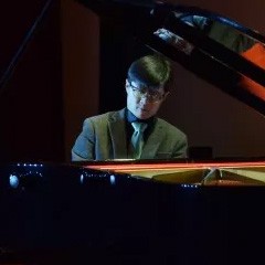 【回顾】2017呼和浩特民族学院首届民族音乐节暨s36沙龙会艺术家孙梅庭钢琴独奏音乐会圆满落幕